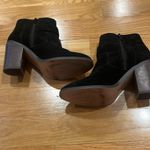 Sole Society  black grove circle buckle heel boots size 8.5 . Photo 4