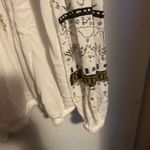 Free People give him the cold shoulder Photo 4