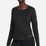 Nike  Therma-Fit Long Sleeve Women's Black Top Size XS SKU#B2482 Photo 0