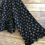 We My People Black White Floral Ruffle Cropped Blouse Size Medium NWOT Photo 2