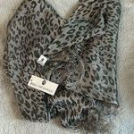 Jessica McClintock NWT sparkle and shimmer wrap. Photo 0