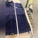 The North Face Women's Full-Zip Fleece Jacket, Size large . Navy blue color. Photo 10