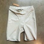 SKIMS  cream vegan leather bike shorts Xs nwt Photo 0