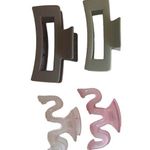 Urban Outfitters Set of 4 Claw Hair Clips Photo 0