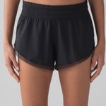 Lululemon Shorts Black Photo 3