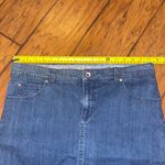 IZOD  Classic Blue Denim Pencil Skirt vintage Jean skirt EUC size 12 Photo 3