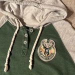 Nba Womens Bucks sweatshirt Photo 1