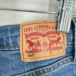 Levi Strauss & CO. Levi's 501 Denim Shorts Women's Size 30 Blue Frayed Hem Button Fly Classic Photo 2