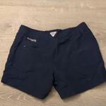 Columbia  navy blue performance fishing gear shorts size medium Photo 4