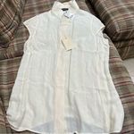 Giorgio Armani  sleeveless top. Gorgeous Photo 0