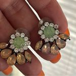 Stud pink and green flowers earrings Photo 3