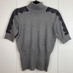 Carmen Marc Valvo  Gray Short Sleeve Turtleneck Top Cinched Waist Lace Shoulder L Photo 0