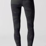 Alo Yoga  High-Wasted Army Green Camo Leggings  Small Photo 2