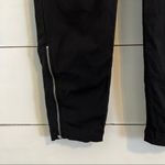 Athleta  Mod Trekkie Zipper Crop. Size 2 Photo 5