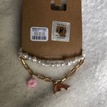Urban Outfitters New  faux pearl charm bracelet, gold tone chain and pearl Photo 0