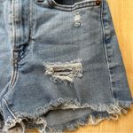 Levi's Levi’s Distressed High Rise Denim Shorts in Sapphire Dust - Size 24, Medium Wash Photo 4