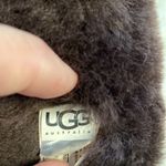 UGG  Bailey Boots Brown Color size 5 excellent condition see pictures Photo 7