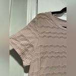 Old Navy  Pink Mauve Textured Wave Stripe Short Sleeve Everywear Tee Shirt Size L Photo 1