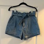 American Eagle AEO Mom Short Photo 0