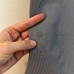 Lululemon - Zone In Crop Grey Athletic Training Workout Gym Leggings Photo 6