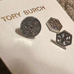 Tory Burch NWOT  Hexagon Logo Stud Earrings: Silver Plated Photo 3