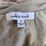 White Birch Tan & Cream Floral Patterned Sheer Back Blouse (S) Photo 4