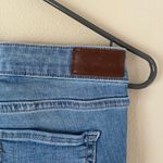 Hollister Medium Wash Low Rise Super Skinny Crop Denim Jeans Bottoms Daytime Photo 4