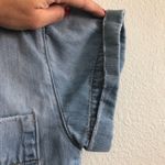 Good American  Blue/Chambray The Boxy Denim Cropped Shirt. Size 2 Photo 7