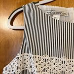 Maggy London  Womens Sleeveless Striped Sheath Dress With Embroidery NWT Size 10 Photo 1