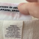 Absolutely FINAL MARKDOWN  top medium Photo 4