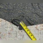 Vuori  Dash shorts size XL cheetah print brown Photo 6