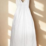 White Sleeveless Maxi Sundress with V Photo 0
