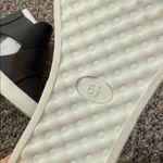 Black wedge shoes Size 6.5 Photo 3