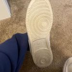 Nike white  shoes Photo 4