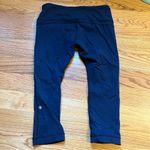 Lululemon navy blue crop leggings size 8 Photo 2