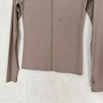 Joah Brown  Women’s Stitch Mock Neck Longsleeve Top Ribbed Thumbholes Brown M/L Photo 4