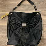 Bueno  NWT handbag large bow detail on front chain strap. Faux leather Photo 0