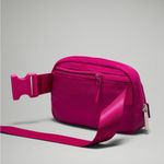 Lululemon NWT  Everywhere Belt Bag Wild Berry Photo 6