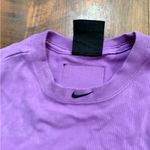 Nike  Women's Top Workout Lavender Muscle Tee Activewear medium Photo 3