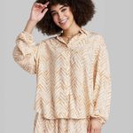 Ascot + Hart Women's Long Sleeve Button Photo 8