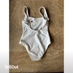 Babaton Women's One Piece Swimsuit White Scoop Neck Size S NWT Photo 1