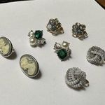 Head Lot Of 4 Clip-on Clip On Earrings - Pretty Variety - Cameo, Rhinestone,  Etc Photo 0