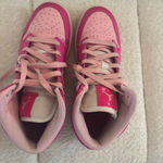 Nike Jordan  1 Mid Women’s fierce pink  Photo 2