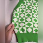 Cider Green and White Geometric Knit Cropped Sweater Vest Photo 6