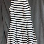 Gap size for tall, navy and white striped dress. The bottom skirt is pleated Photo 0
