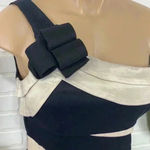 Scarlett Nite One Shoulder Black and Cream Dress Black Size 6 Photo 3