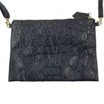 Beau & Ro Womens Black Croc Faux Leather Vegan Crossbody Clutch Purse Handbag OS Photo 1