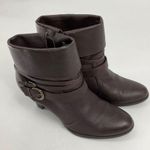 st. john's bay Womens 9M Brown Leather Ankle Boots Stacked Heel & Buckle Details Photo 8