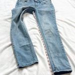 Westport Signature Fit Crop Jeans Pearl Bead Accents Light Wash Stretchy Size 8 Photo 2