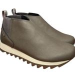 Merrell NEW Alpine Chelsea Women's Boots Slip On Bootie Taupe MSRP $150 Size 9.5 Photo 0
